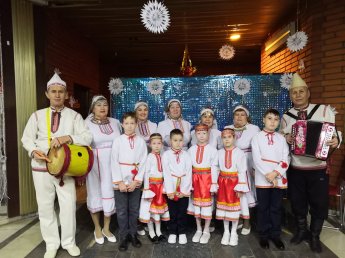 В воскресенье, в Молодежном центре Дворца культуры «Победа» прошло открытое занятие марийского коллектива «Пеледыш».
