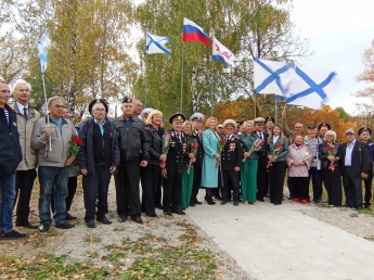 В субботу, 28 сентября 2024 г., в городском парке г. Вятские Поляны состоялось открытие стелы «Защитникам морских рубежей Отечества».